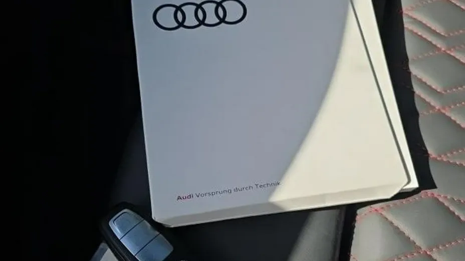 AUDI S3 Limousine -
