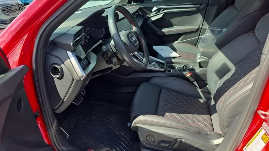 AUDI S3 Limousine -