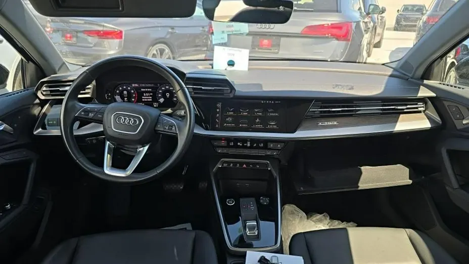 AUDI A3 Limousine -