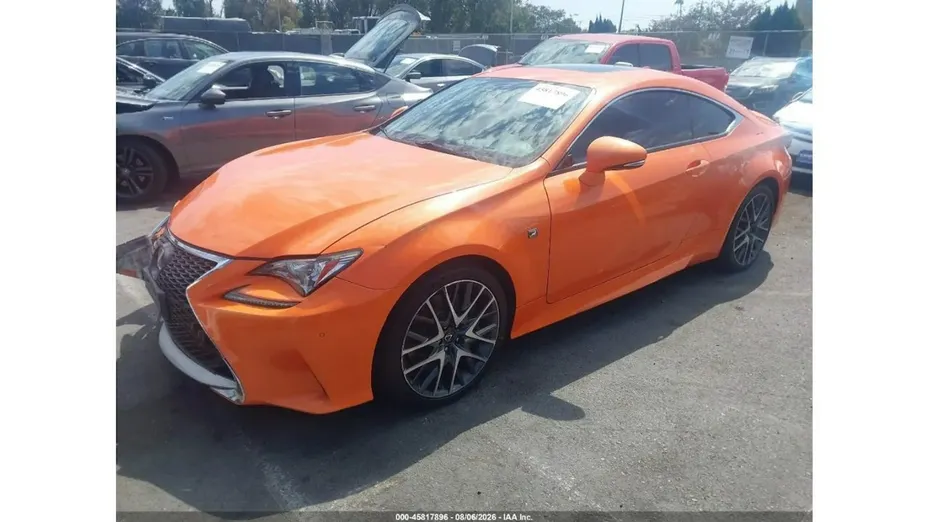 LEXUS RC -