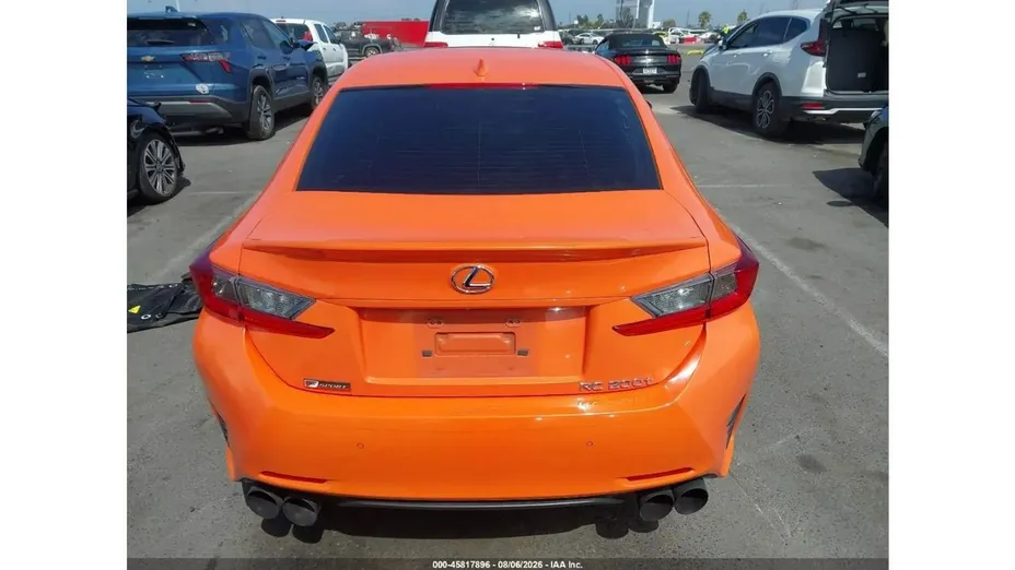 LEXUS RC -