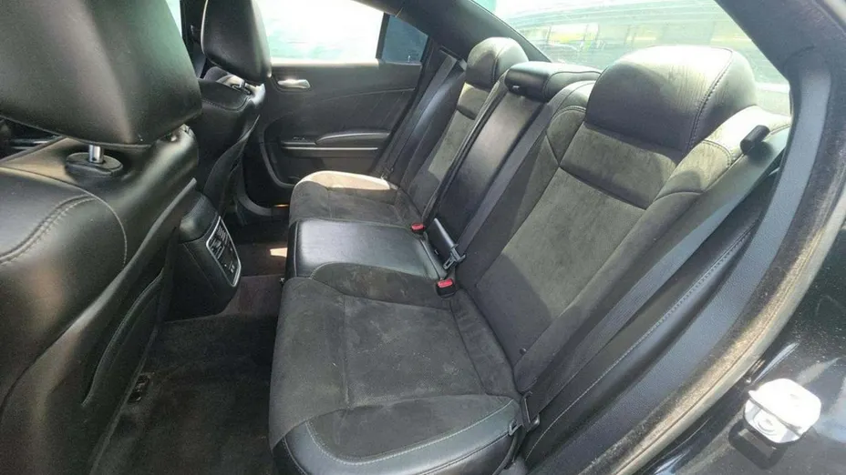 DODGE Charger -