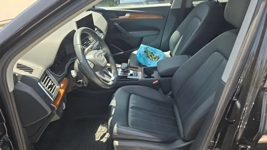 AUDI Q5 -