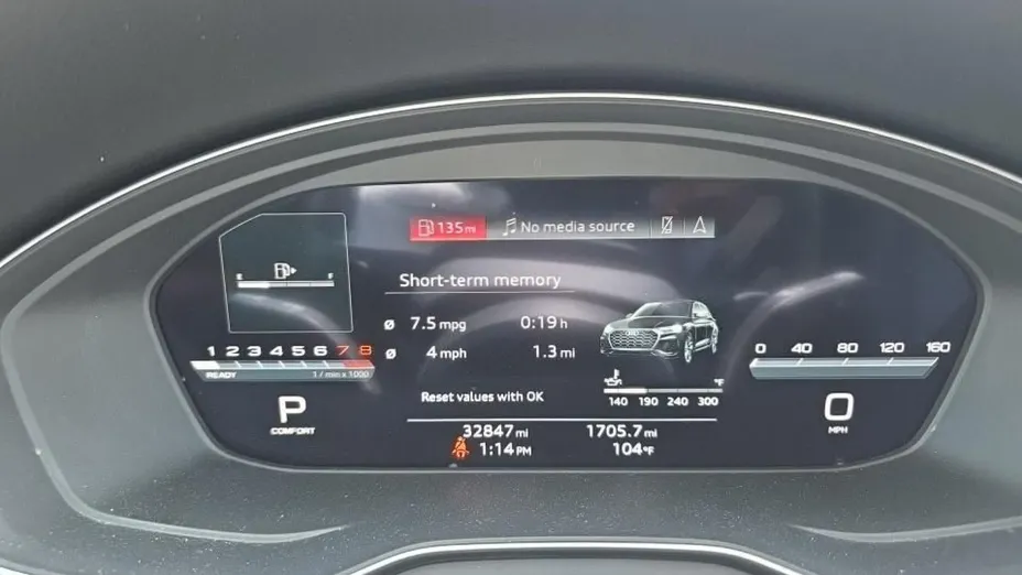 AUDI Q5 -