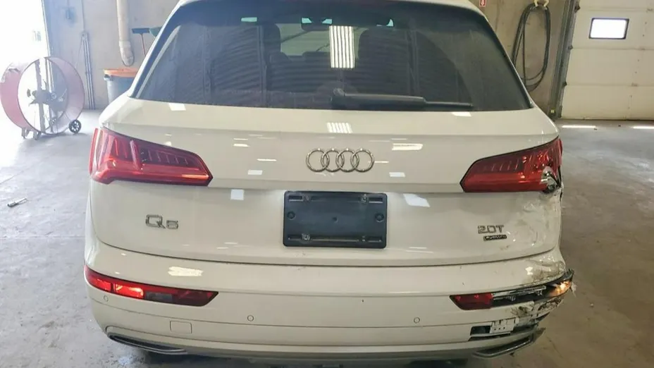 AUDI Q5 -