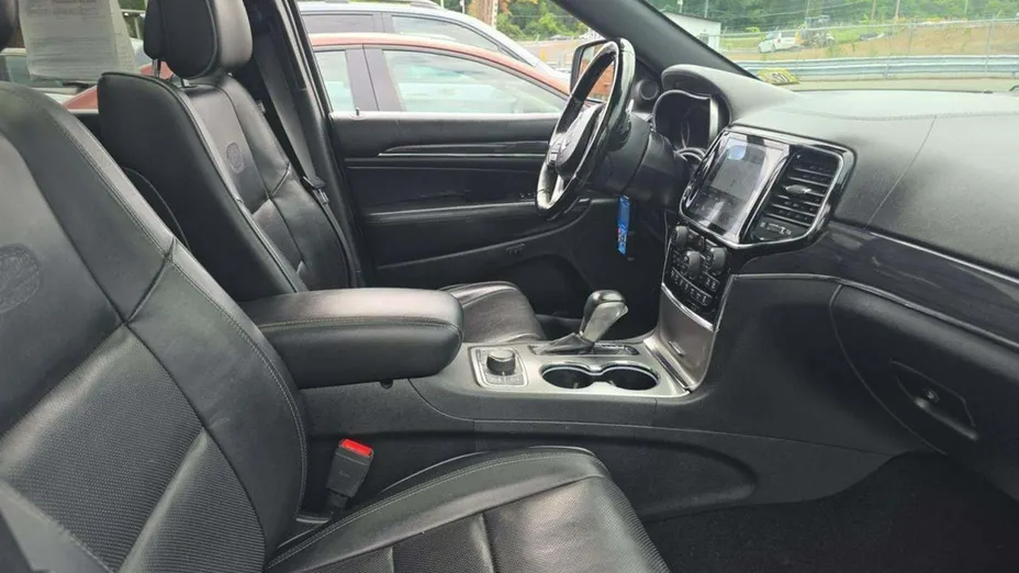 JEEP Grand Cherokee -