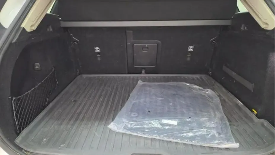 VOLVO XC60 -