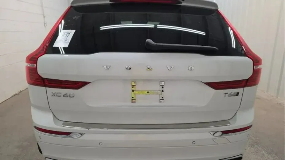 VOLVO XC60 -
