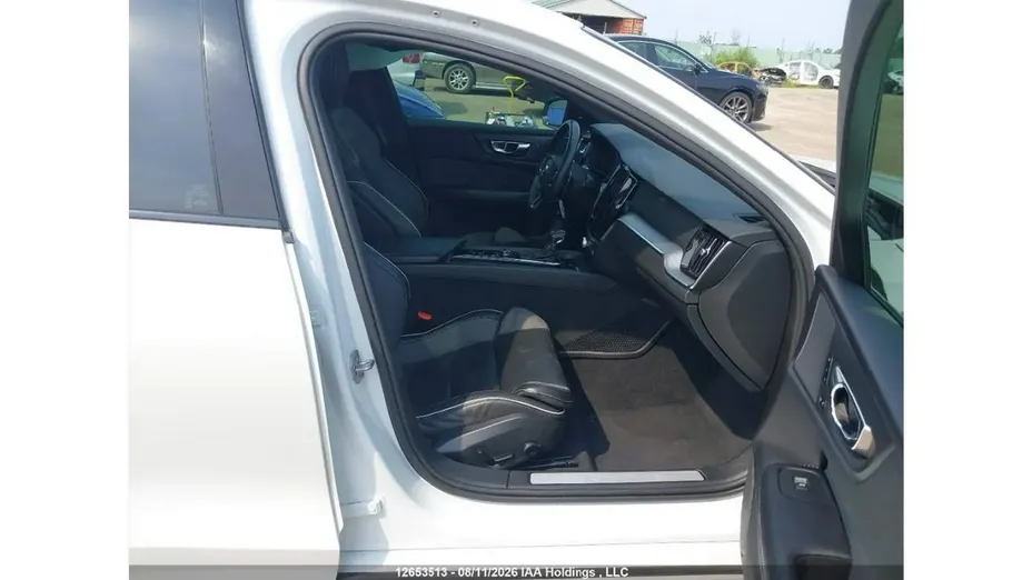 VOLVO S60 -