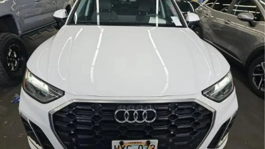 AUDI Q5 -