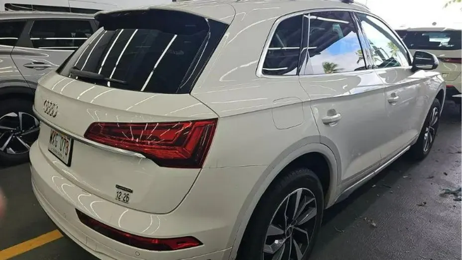 AUDI Q5 -
