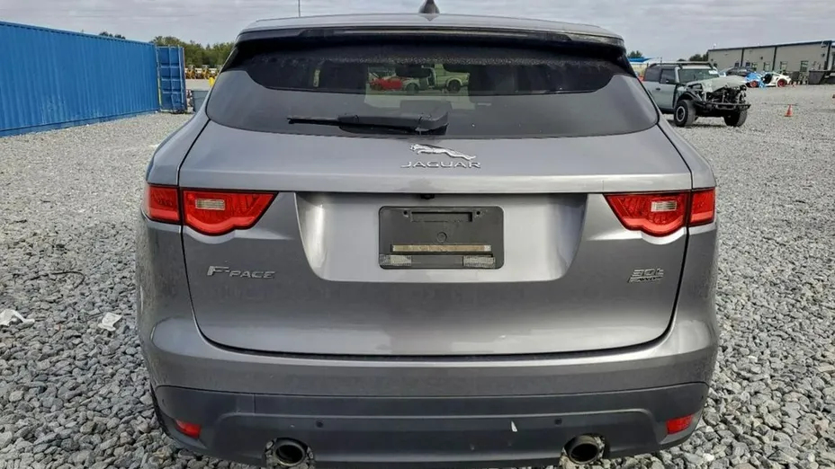 JAGUAR F-Pace -