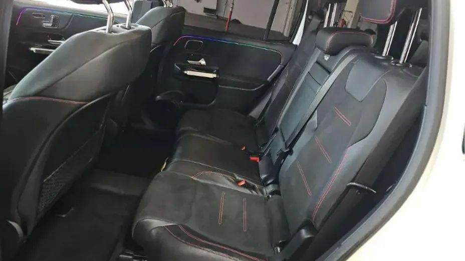 MERCEDES-BENZ GLB -