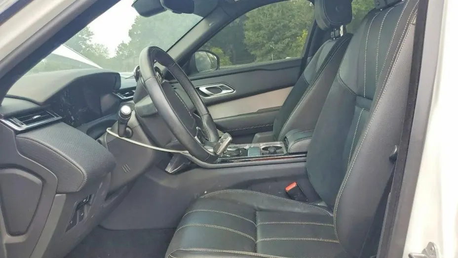 LAND ROVER Range Rover Velar -