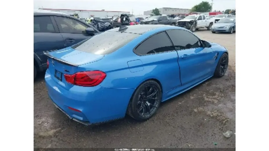 BMW M4 -