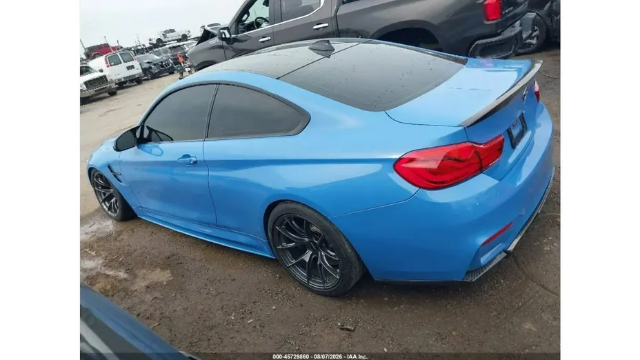 BMW M4 -
