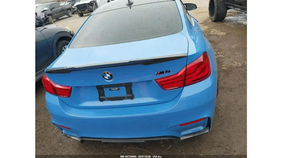 BMW M4 -