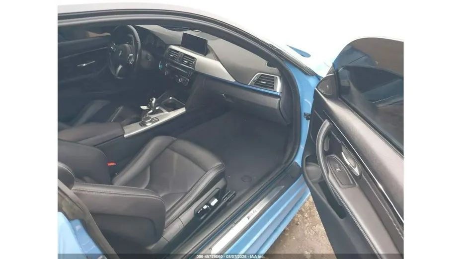 BMW M4 -