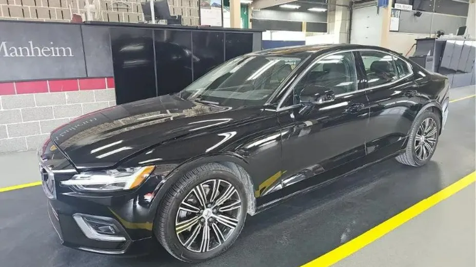 VOLVO S60 -