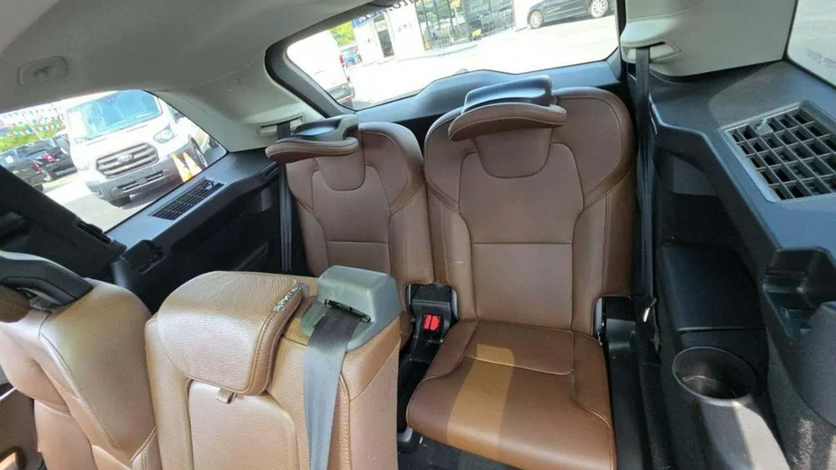 VOLVO XC90 -