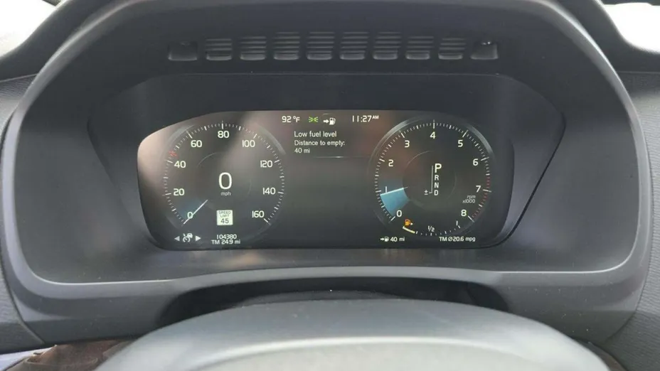 VOLVO XC90 -