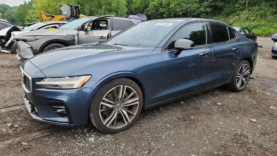 VOLVO S60 -