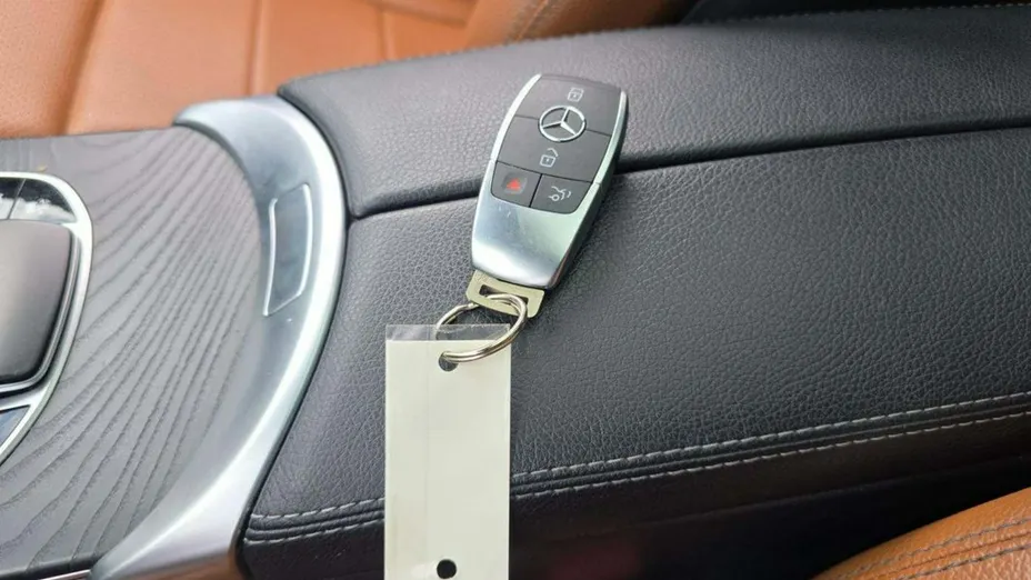 MERCEDES-BENZ GLC -