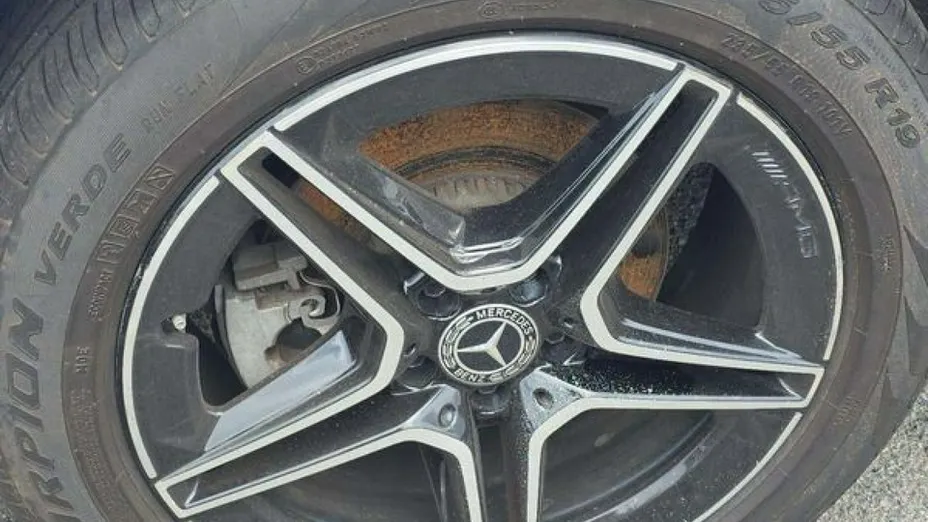 MERCEDES-BENZ GLC -