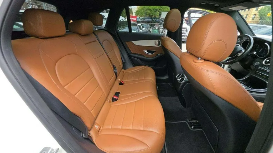 MERCEDES-BENZ GLC -