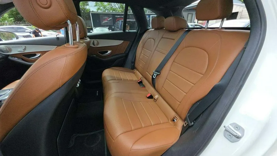 MERCEDES-BENZ GLC -