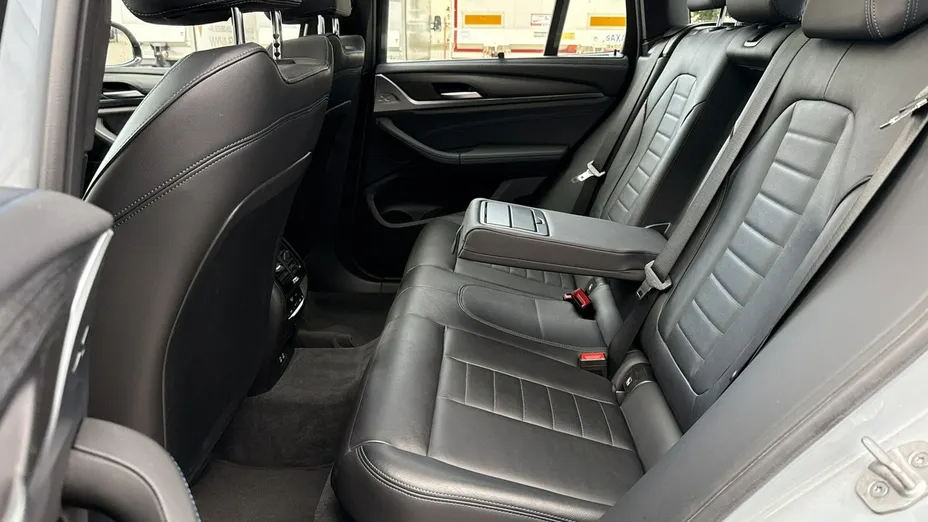 BMW X3 -