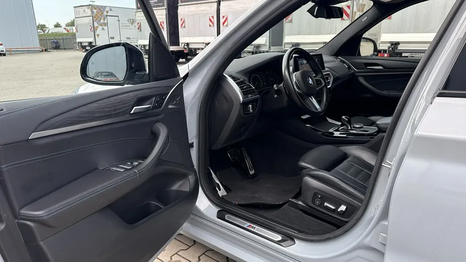 BMW X3 -