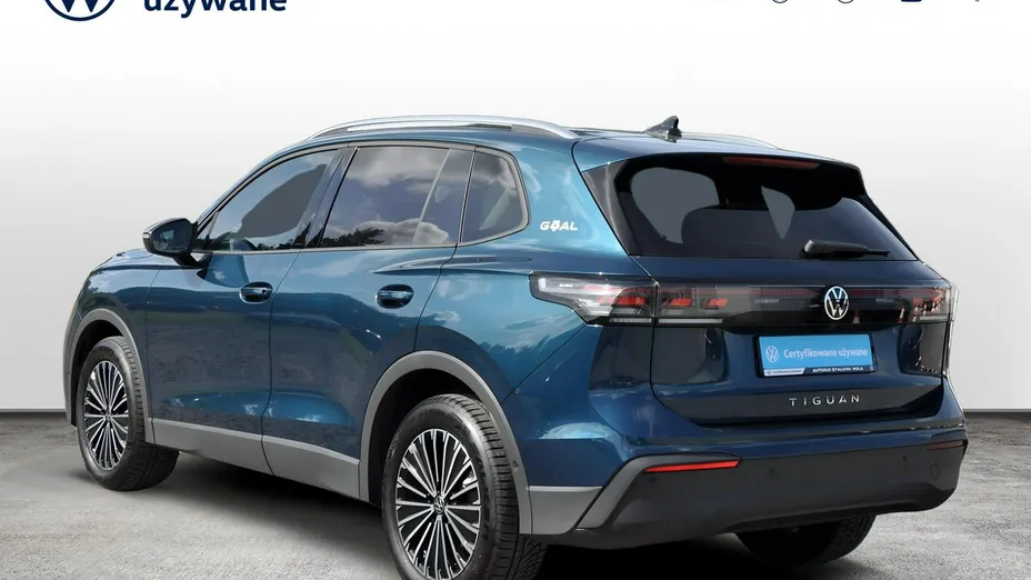 VOLKSWAGEN Tiguan -