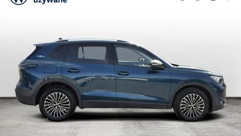 VOLKSWAGEN Tiguan -