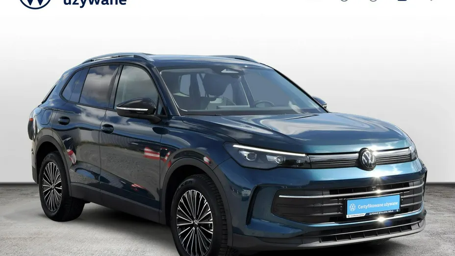 VOLKSWAGEN Tiguan -