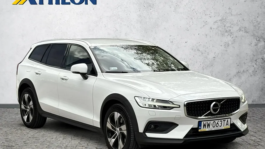 VOLVO V60 -