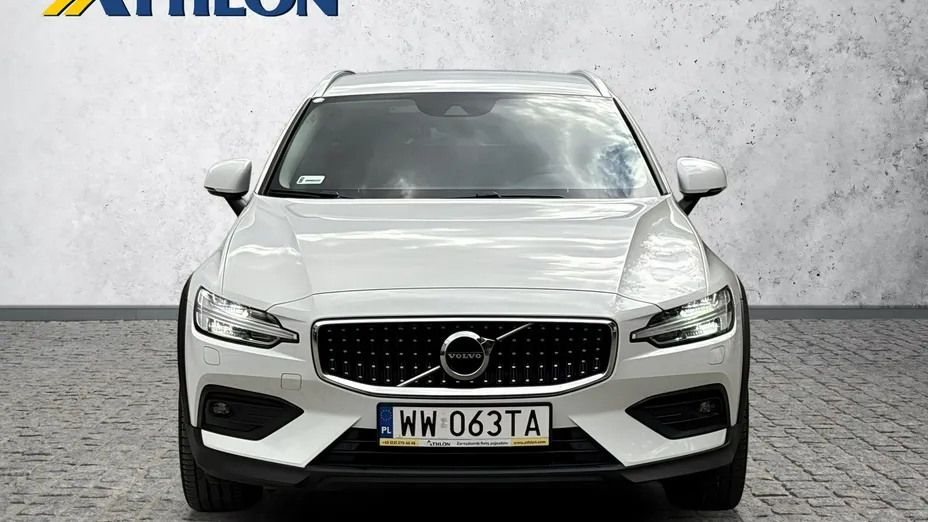 VOLVO V60 -