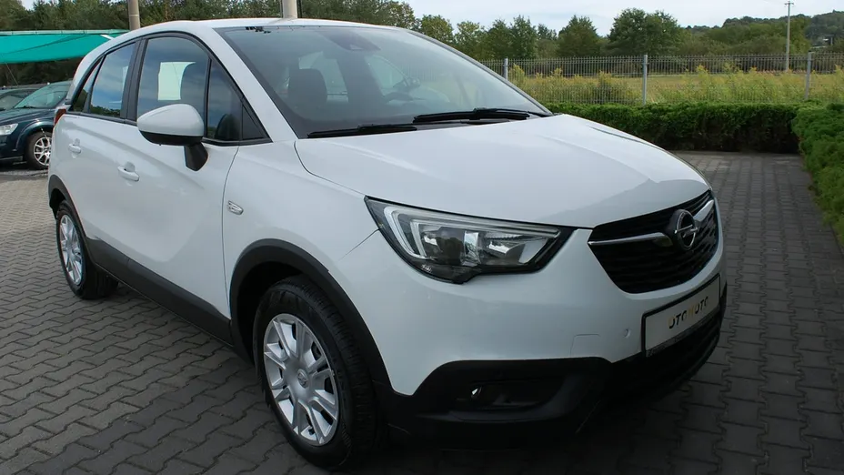 OPEL Crossland X -