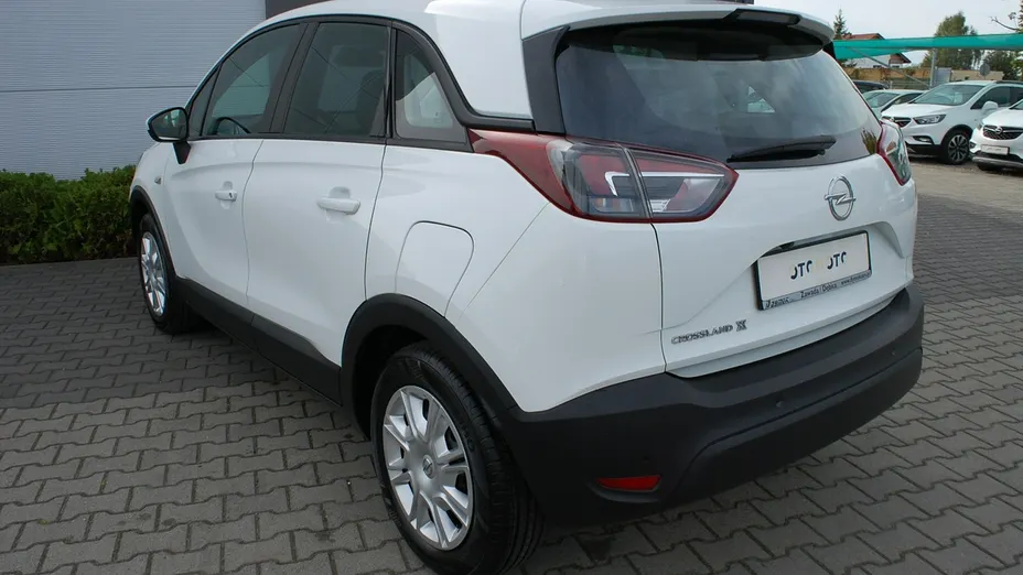OPEL Crossland X -