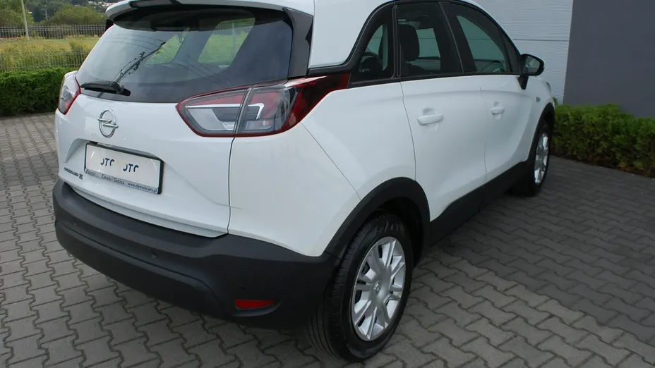 OPEL Crossland X -