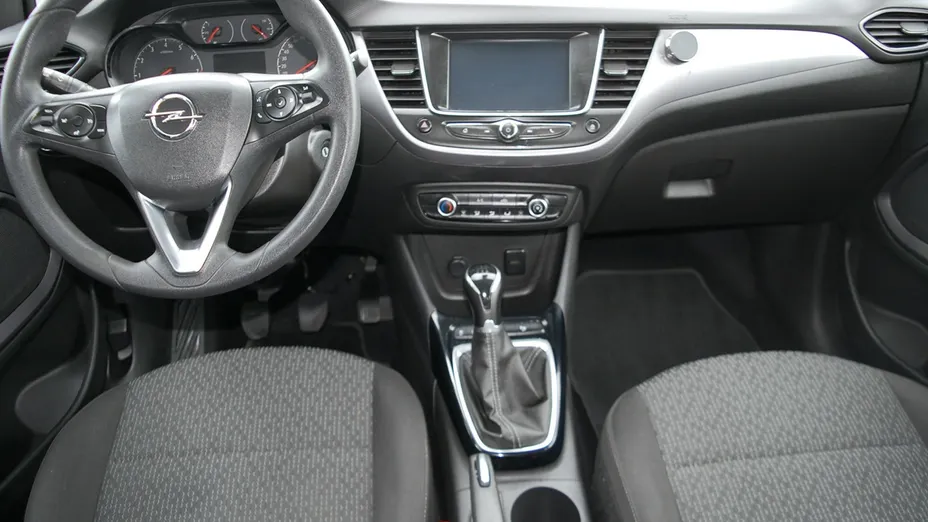 OPEL Crossland X -