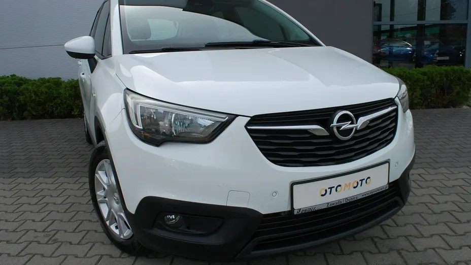 OPEL Crossland X -