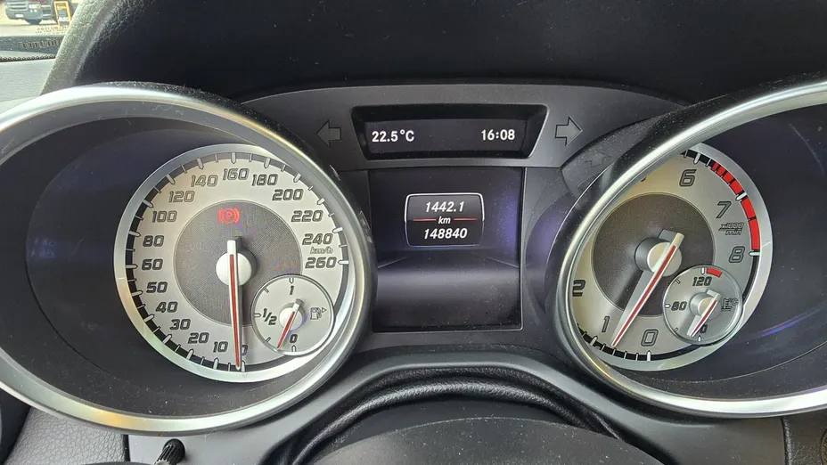 MERCEDES-BENZ SLK -