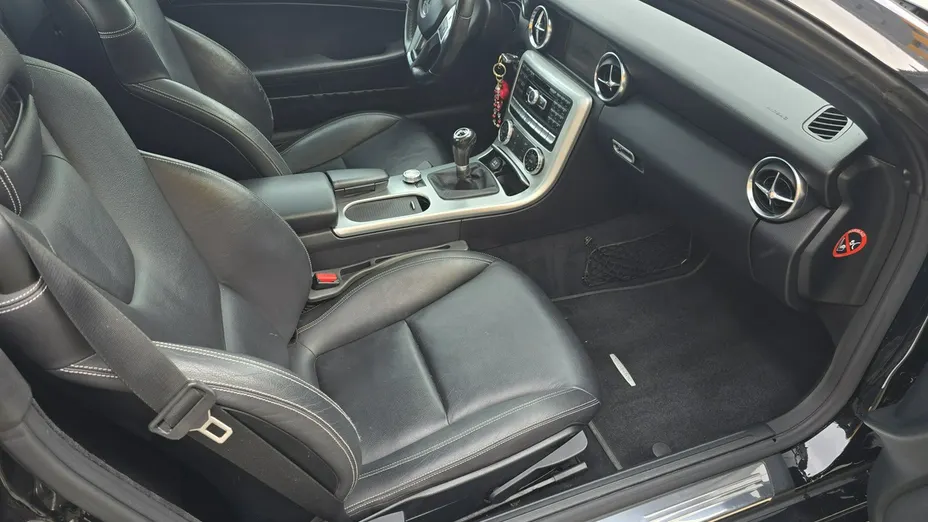 MERCEDES-BENZ SLK -
