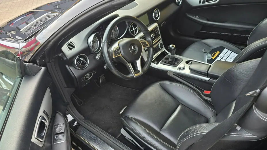 MERCEDES-BENZ SLK -