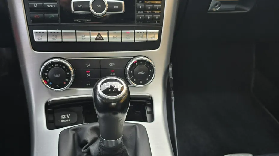 MERCEDES-BENZ SLK -