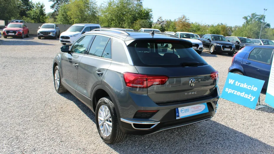 VOLKSWAGEN T-ROC -