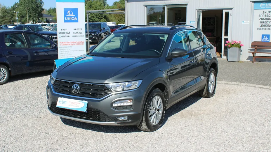 VOLKSWAGEN T-ROC -
