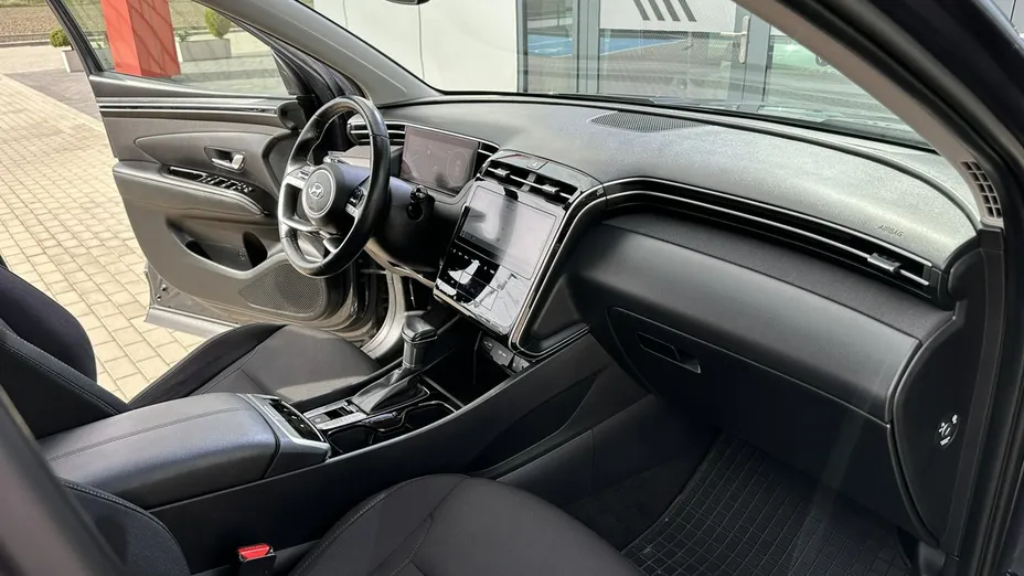 HYUNDAI Tucson -