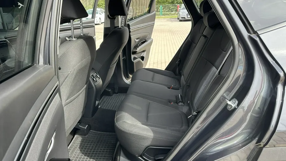 HYUNDAI Tucson -